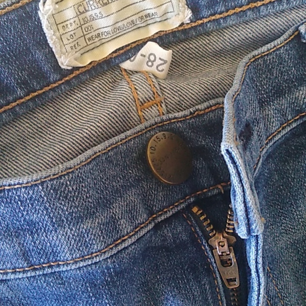 Current/Elliott Jeans - Picture 10 of 16